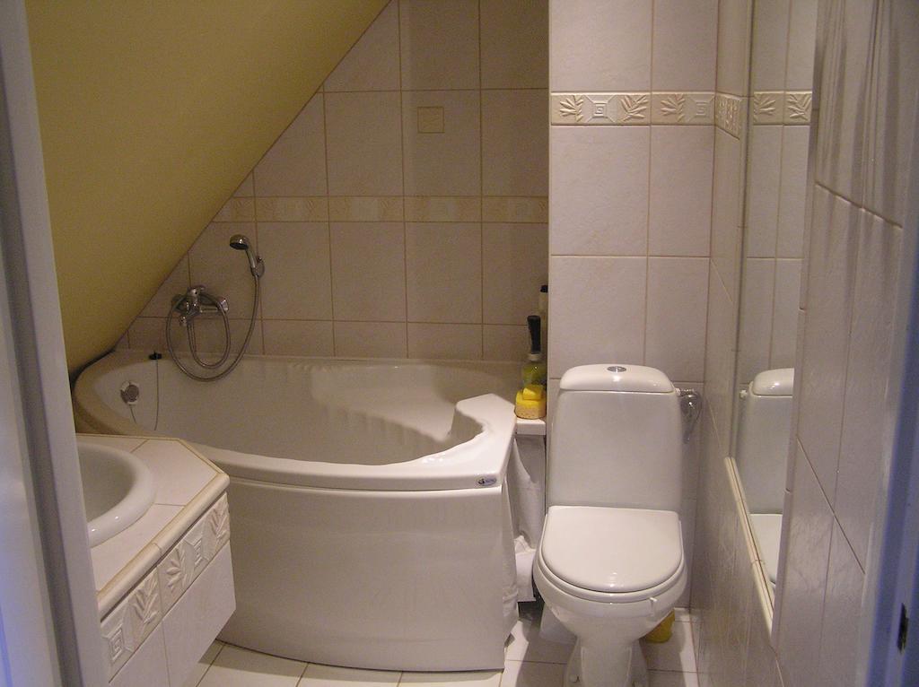 Domek Pod Klonami Na Mazurach Guty Rom bilde